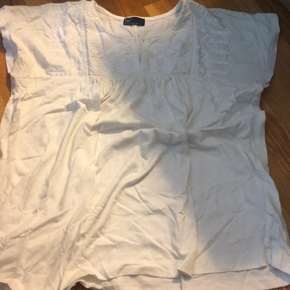 white tshirt with detailing on top